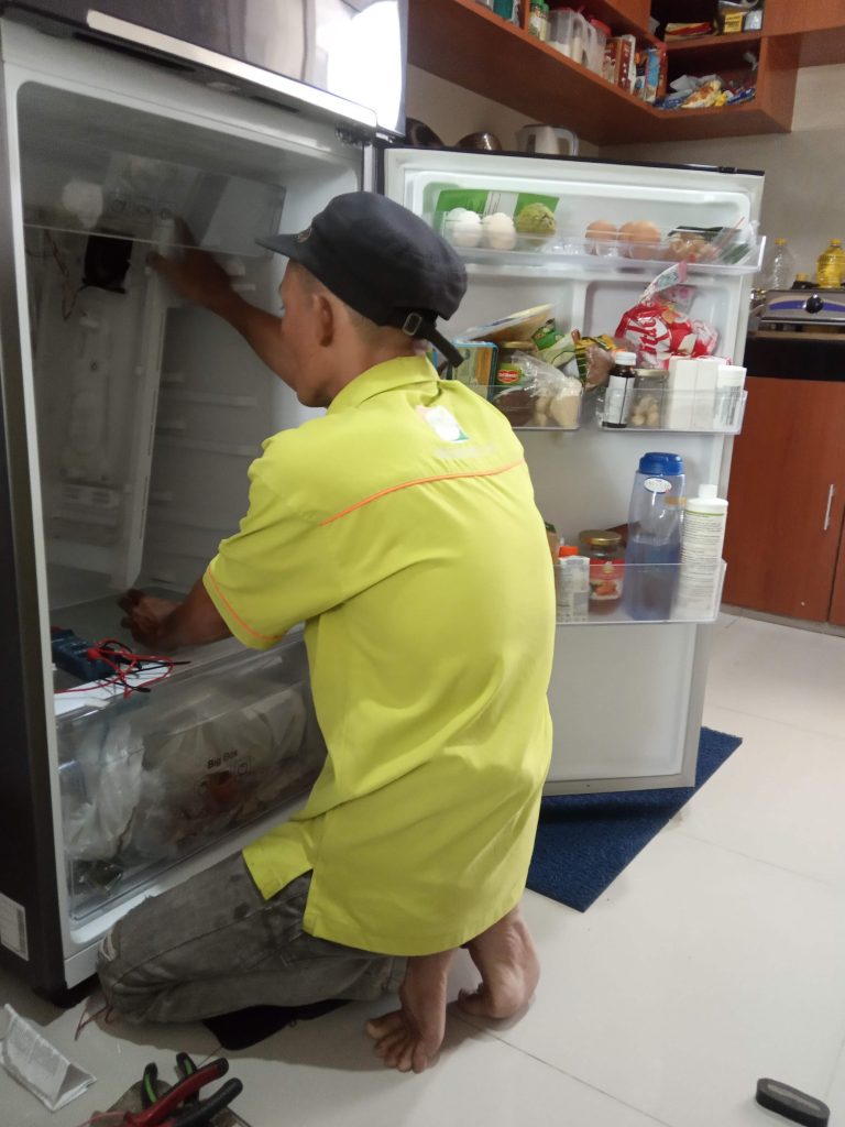 Service Kulkas - Evaporator